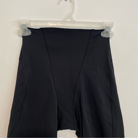 JOCKEY Mini Shaper Black High Waisted Elastic Waist Shaping Shapewear Shorts L - Picture 3 of 12